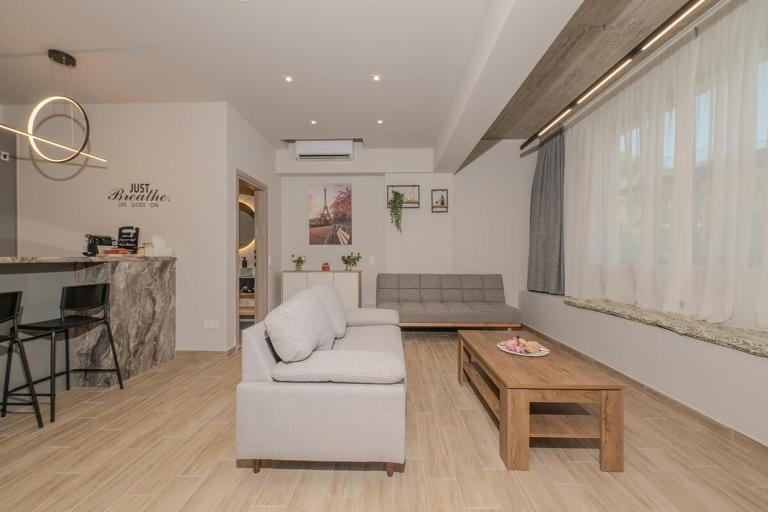 Dear Paris Apartment - Chambres d'hôtes Le Pirée