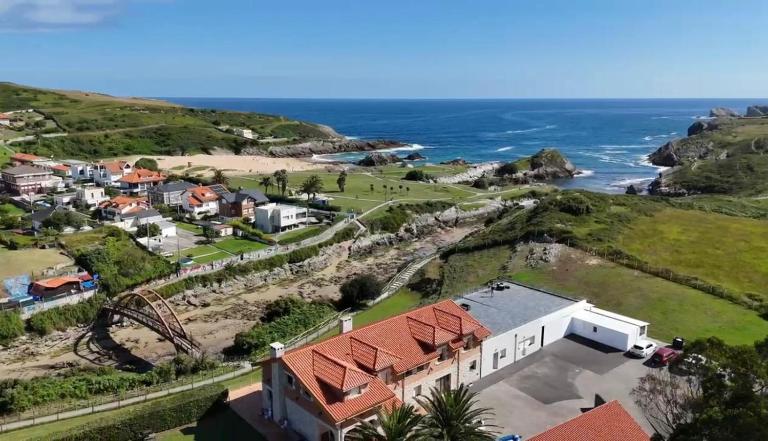 Vivienda Calas de Costa Quebrada - Chambres d'hôtes Soto de la Marina