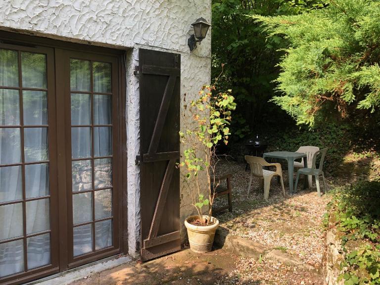 2 pièces avec jardin bord de seine proche forêt Fontainebleau - Chambres d'hôtes Samois-sur-Seine