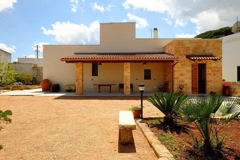 viale dei pini - B&B Taurisano