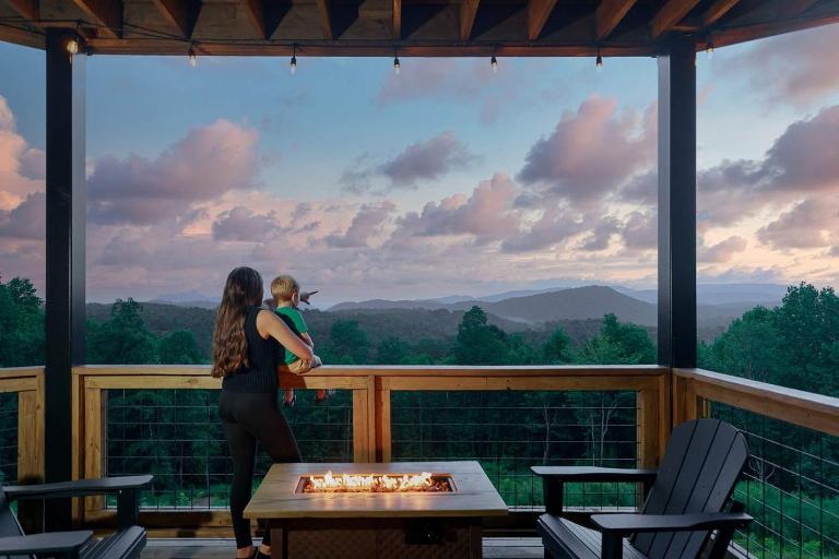 Mountain Moonlight at Saluda Mountain Retreats - B&B Saluda