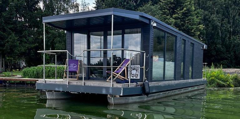 Rybakówka Houseboats Domki na wodzie - B&B Sokole-Kuźnica