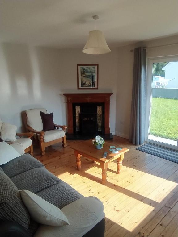 Coastal Breeze holiday home Enniscrone - Chambres d'hôtes Enniscrone