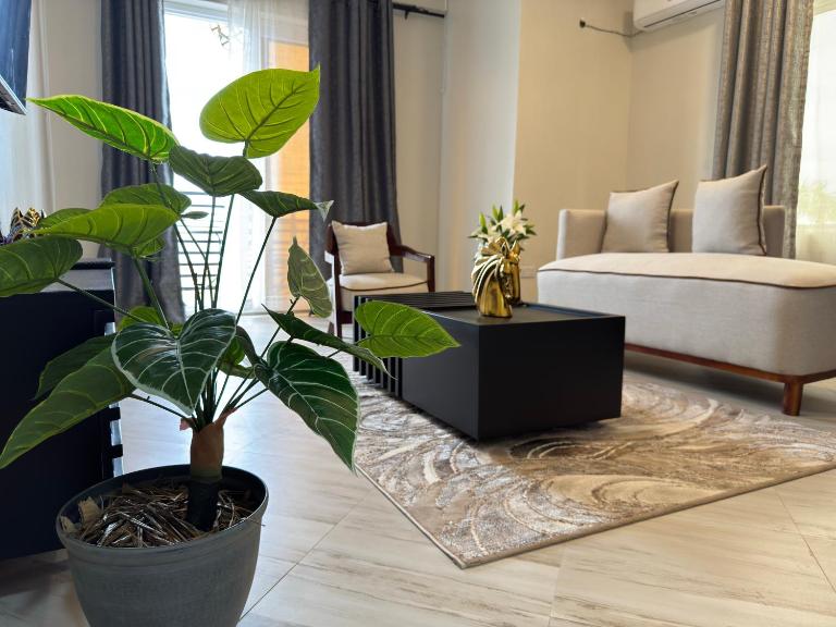 Sinza Hiddenout - B&B Dar es Salaam
