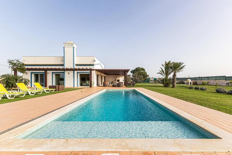Quinta dos Figos - Jacuzzi | Perto da Praia - Bed and Breakfast Guia