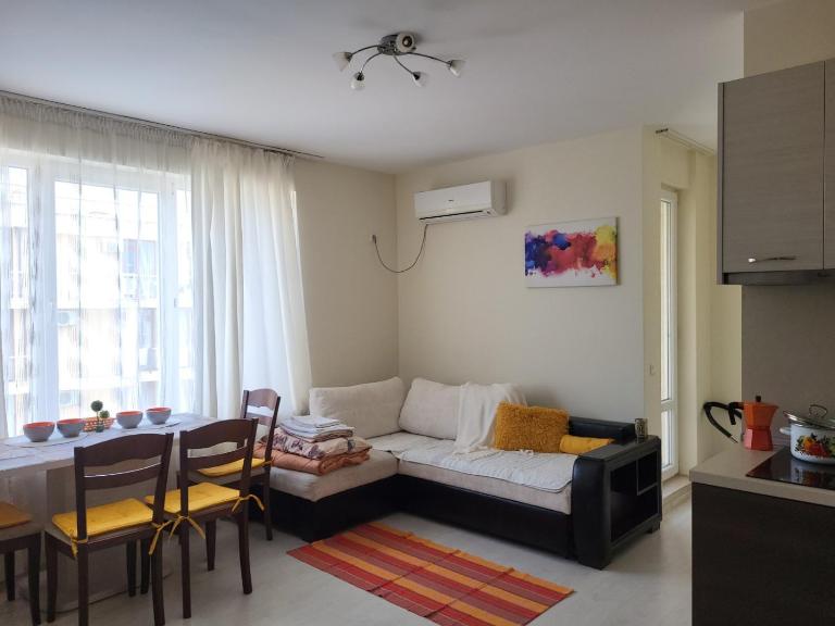 Комплекс Конти - B&B Ravda