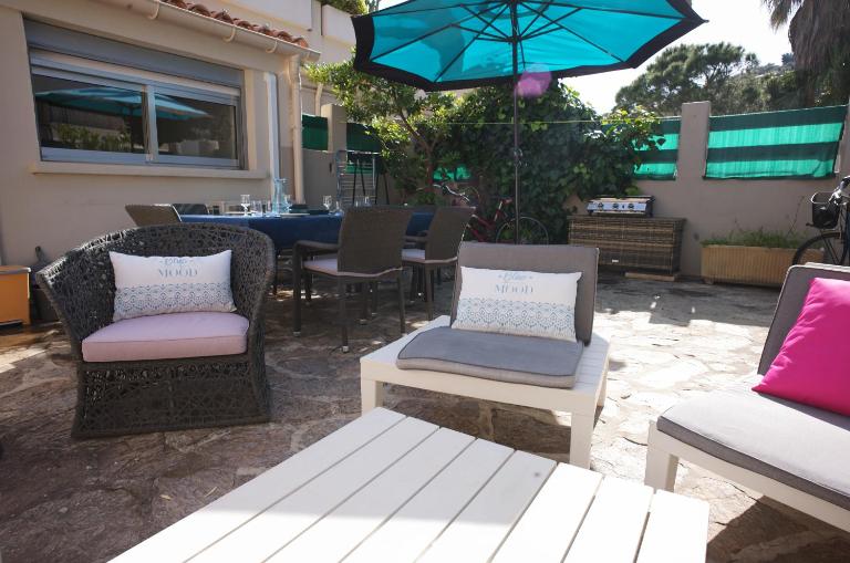 Résidence front de mer - Studio climatisé classé 2 étoiles avec jardin - Chambres d'hôtes Le Lavandou