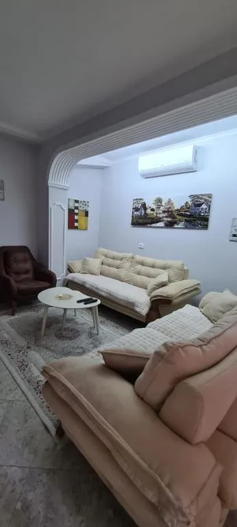 Laura property - B&B Pogradec