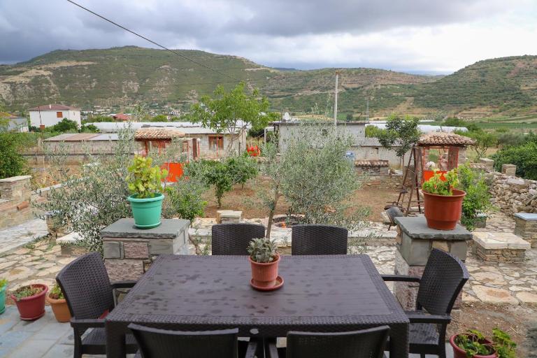 Countryside Home - B&B Poliçan