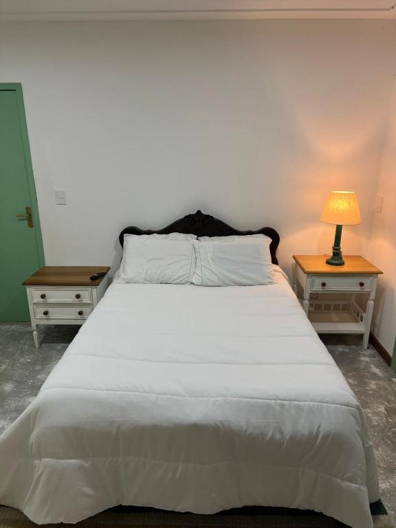 Suite IPÊ ROSA - Ferienwohnung Areal