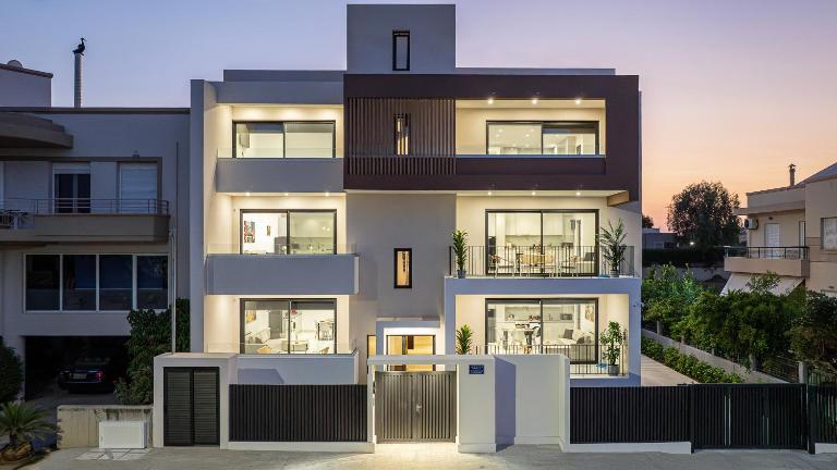 Icon Luxury Apartments - Bed and Breakfast Kermetés