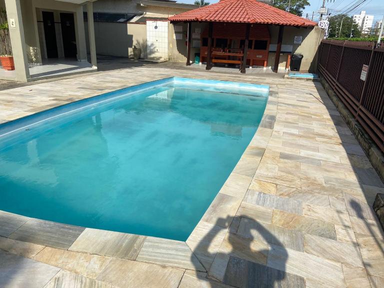 Apartamento martim de sa 2 dormitorios piscina ar cond internet 103 - B&B Caraguatatuba