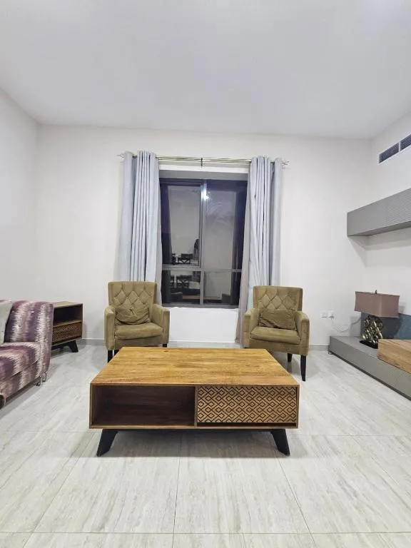 Charm 1BR Bright Living Space - Chambres d'hôtes Ajman