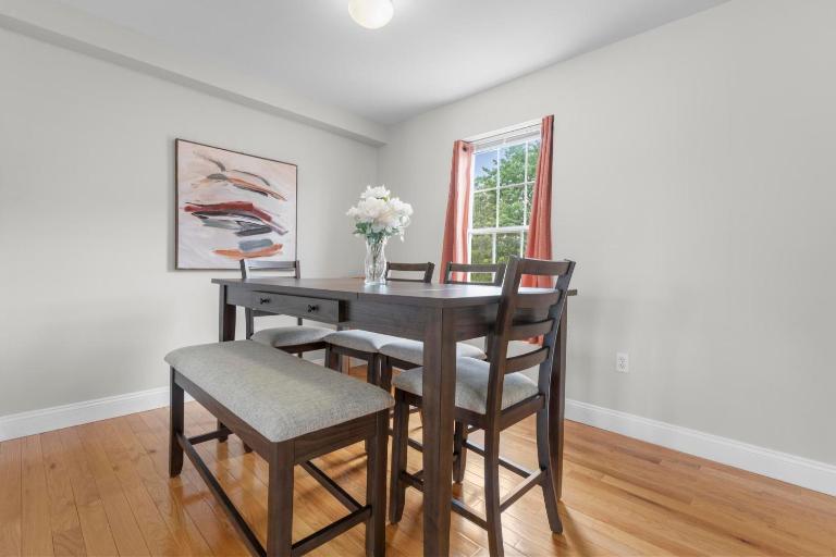Near YALE - Beautiful Waterfront Townhouse in New Haven - B&B New Haven