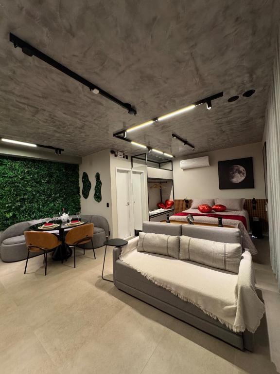 Studio Luxuoso no ID Vida Urbana Inteligente mais Alexa - Bed and Breakfast Goiânia