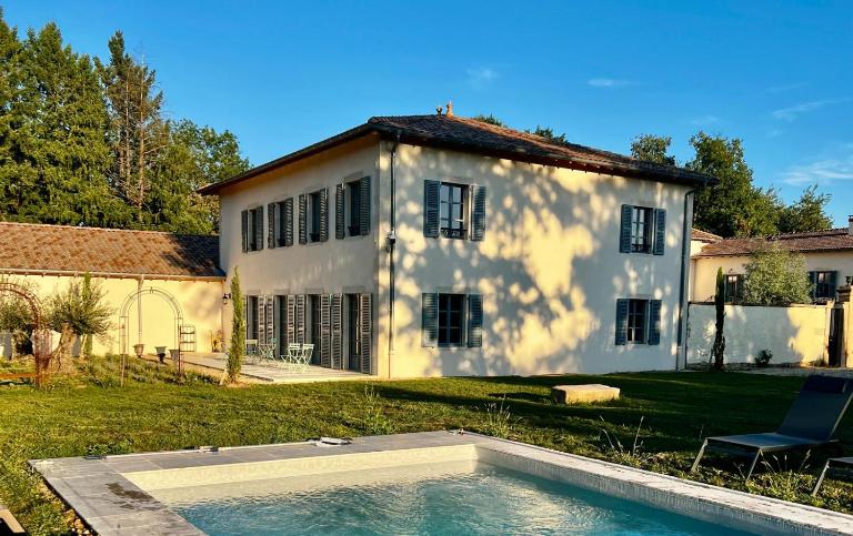 Château de la Tour - Ferienwohnung Romanèche-Thorins