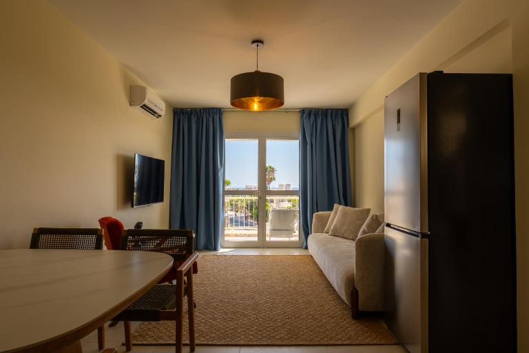 Seaview apartment newly renovated to high quality - Ferienwohnung Agia Napa