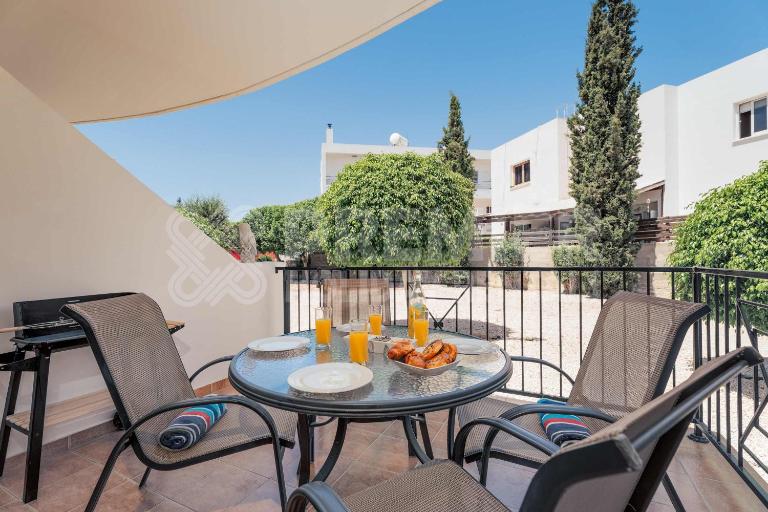 Apartment Olive - B&B Paralímni