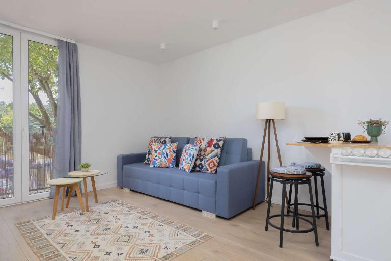 Bright Studio in Bielany close to the Metro by Noclegi Renters - B&B Warsaw