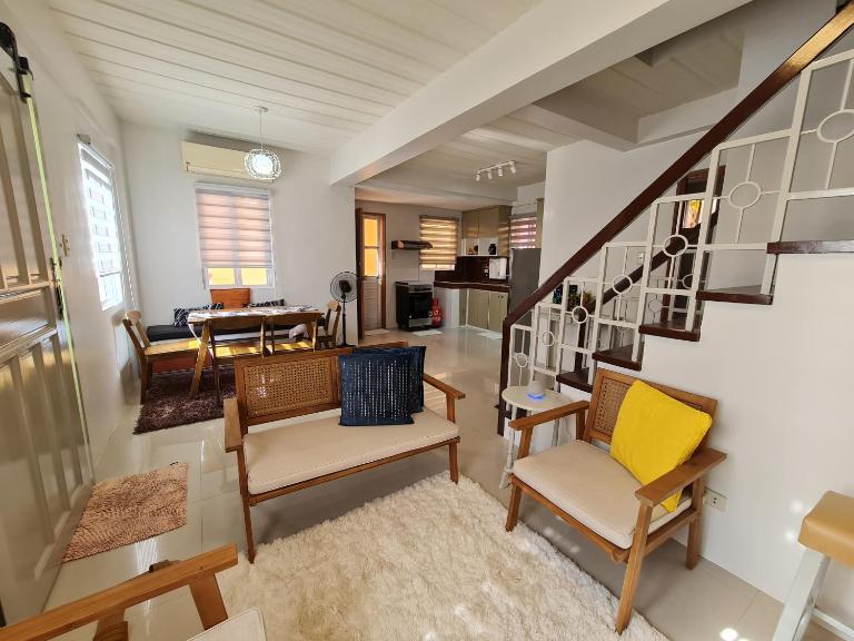 Feel At Home, Stay At Home - B&B Batangas