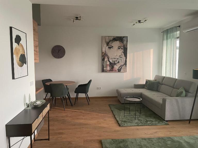 Evergreen Apartment Szeged - Bed and Breakfast Szeged