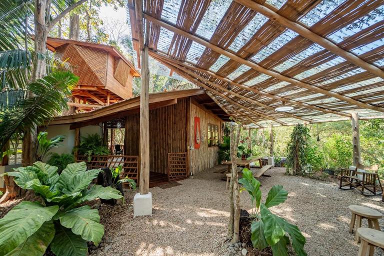 Samara Tarantela, Treehouse - Chambres d'hôtes Sámara