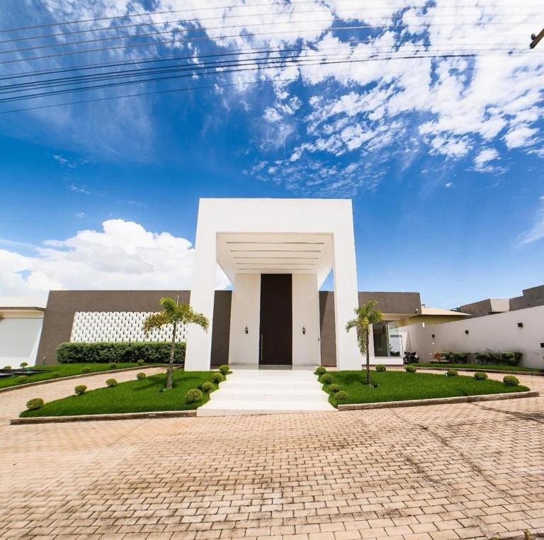 Mansão Luxo Lago - Caldas Novas - B&B Caldas Novas
