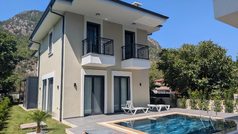 Villa Mare Luna & Villa Mariposa - Dream Luxury Summer Residences by the Aegean Sea - B&B Marmaris