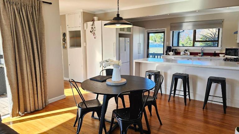 Osier Oasis, walk to Mission & Wineries! - B&B Napier