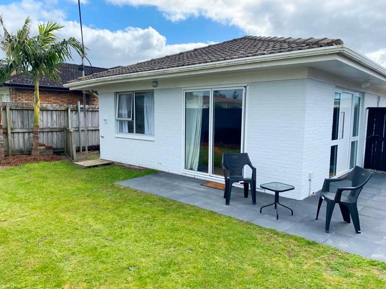 Pine Unit Orewa Beach - B&B Orewa