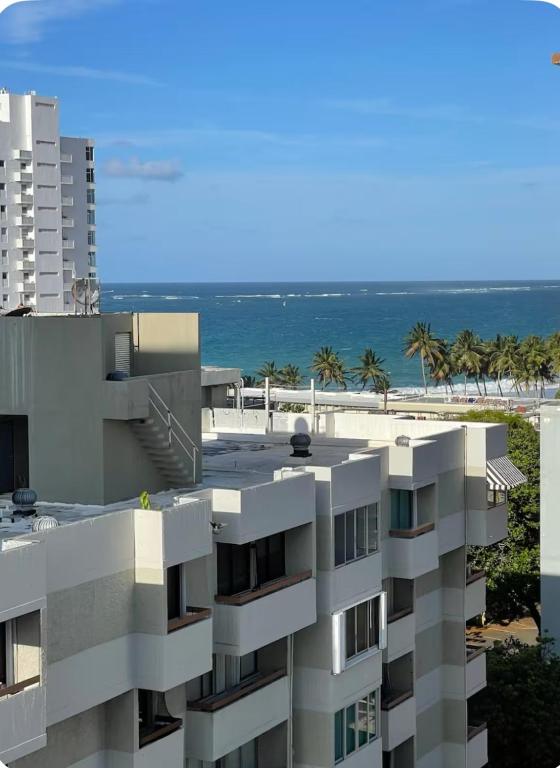 Ocean View One-Bedroom in Heart of Condado - B&B San Juan