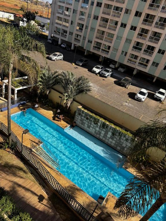 Apto aconchegante com piscina aquecida, garagem e metrô próximo - Chambres d'hôtes Brasilia