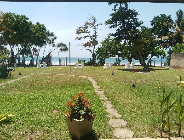 Albergo Marina Nilwella - Chambres d'hôtes Dikwella