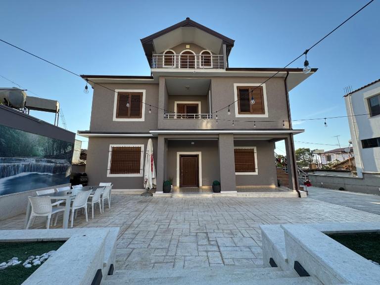 Villa Mondi - B&B Golem