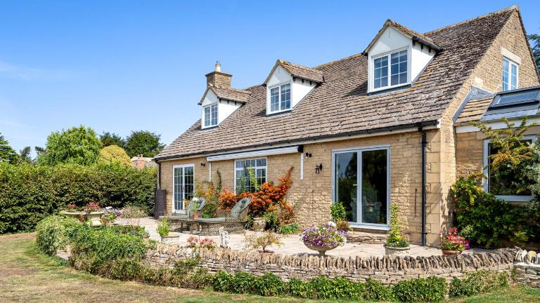 Leafield House - Bed and Breakfast Great Witcombe