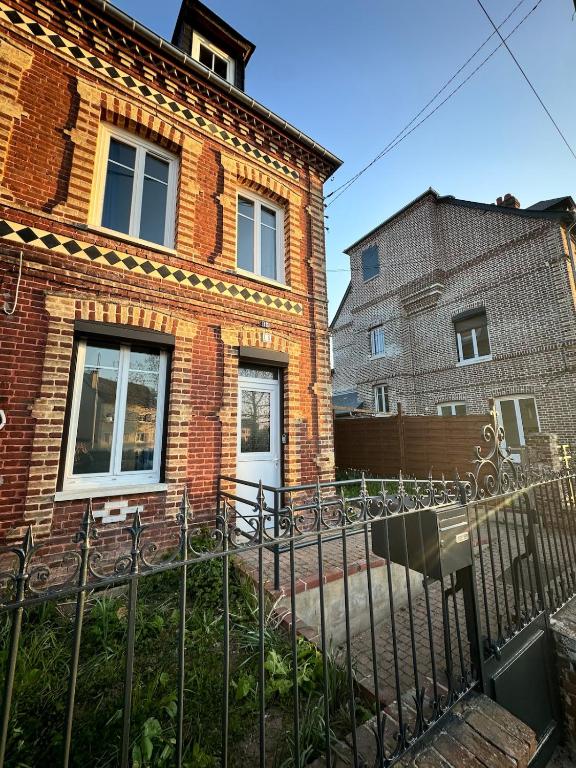 Maison typique - B&B Le Neubourg