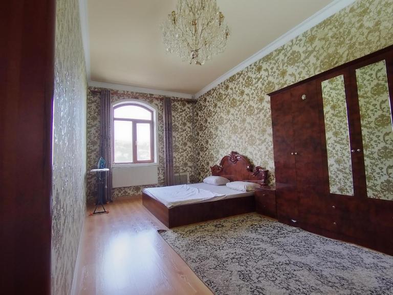 Royal 2-room apartment - Bed and Breakfast Doesjanbe