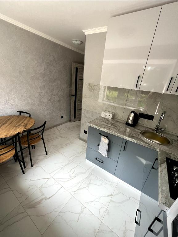 Apartment Uman - B&B Umán