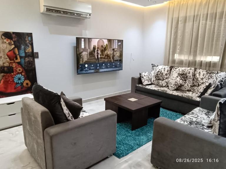 Comfortable Hotel Apartment - Bed and Breakfast ‘Ezbet ‘Abd el-Ḥamîd