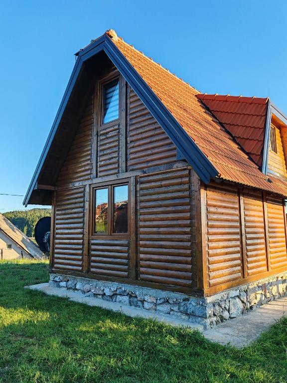 vikendica tarska car - B&B Mitrovac