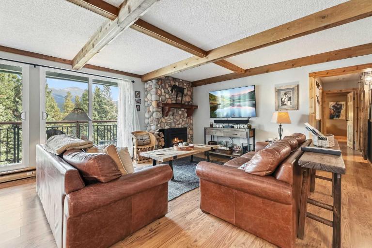 Breck Getaway: Views Sauna & Family-Friendly Stay - B&B Breckenridge