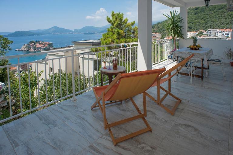 Apartments Peđa - B&B Sveti Stefan