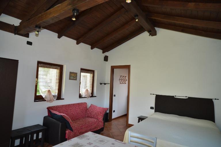 Il Basciutin - Ferienwohnung Pettenasco