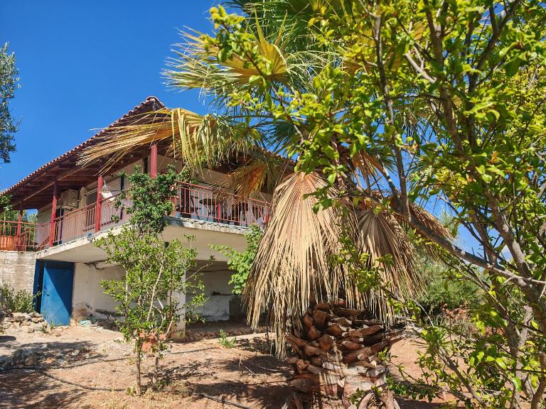 Spiti koukouvagias - B&B Livadákia