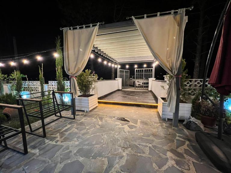M town cotagge - Chambres d'hôtes Aghdgomliantk’ari