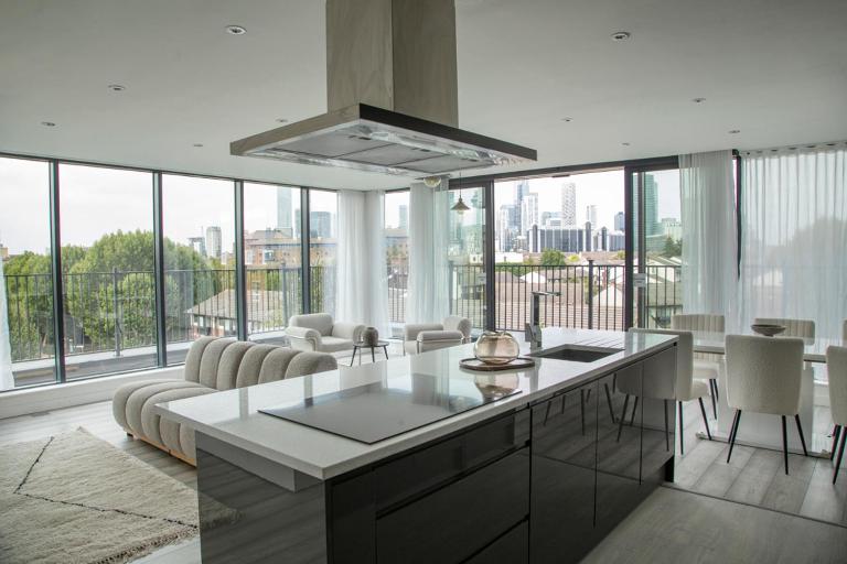 Luxurious two bedroom penthouse - B&B London