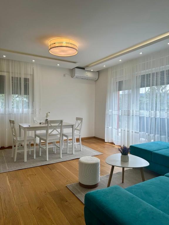 VIP House 4 - Bed and Breakfast Vrnjačka Banja