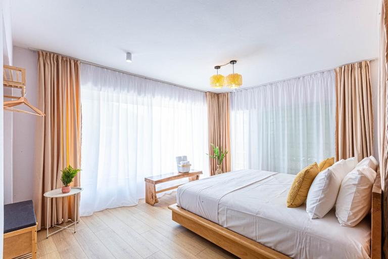 Dhermi's Icon Big Studio Apt 2 - Bed and Breakfast Dhërmi