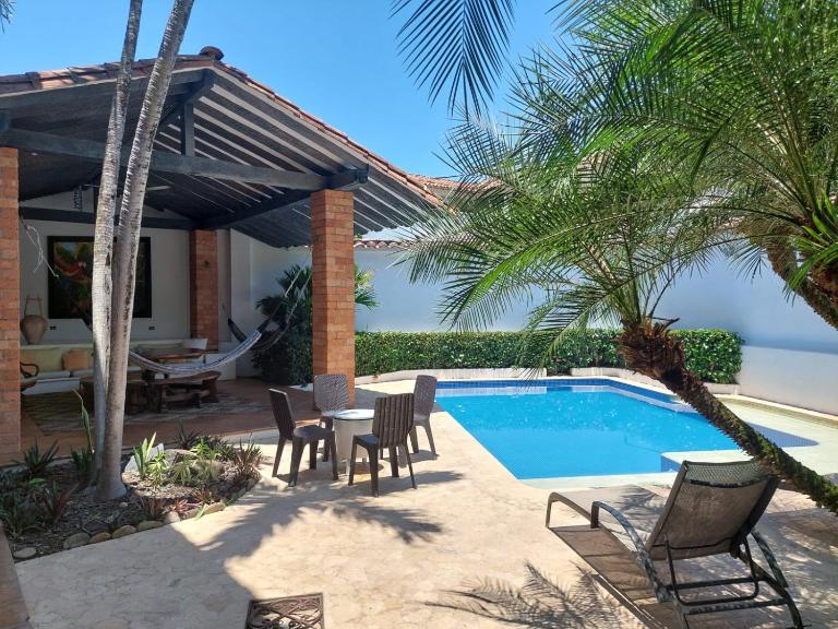 Espectacular Casa en Cauca viejo con piscina, jacuzzi y turco - Ferienwohnung Jericó