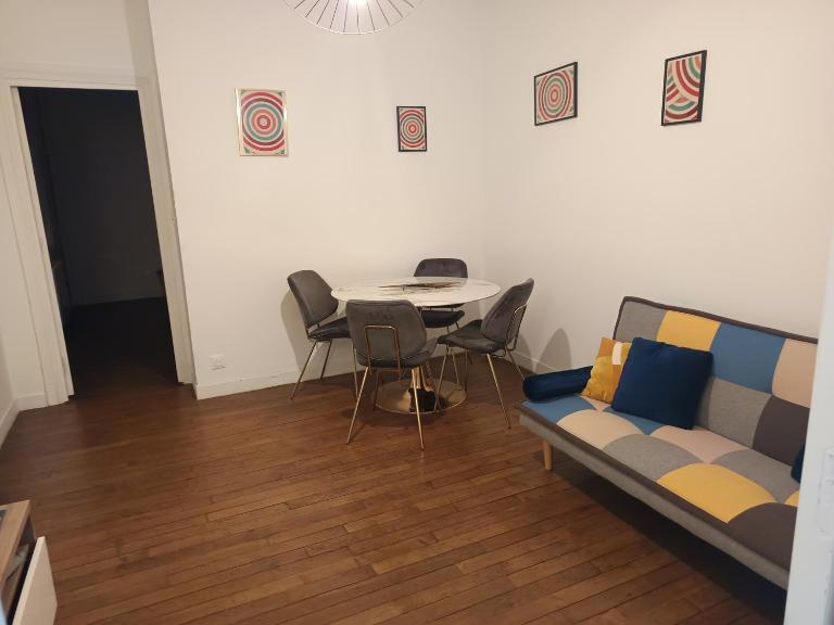 Appartement Saphir 2-4 pers - L' Artdu'Net - - B&B Sedan